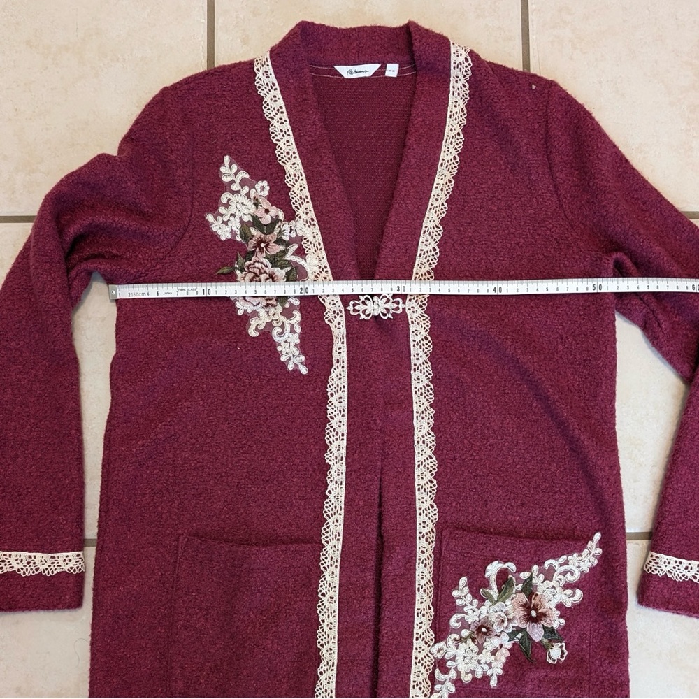 Vintage Cottagecore Reitmans Whimsigoth Floral Embroidered Grandma Sweater Pink - Picture 8 of 15